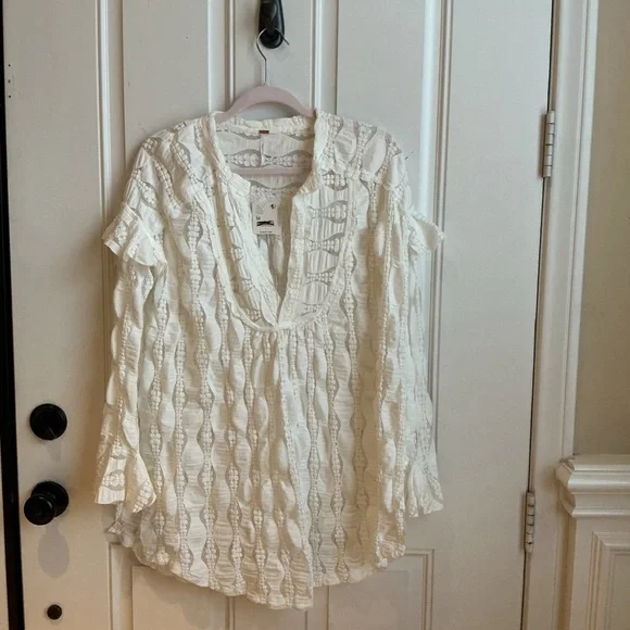 Free People Cream Lace Candy Shop Peasant Tunic - Picture 4 of 4